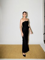 Mrunal Thakur Redefines Elegance with Style